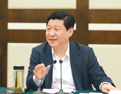 2012年12月9日，中共中央總書記、中央軍委主席習近平在廣州主持召開經濟工作座談會。這是習近平在座談會上講話。