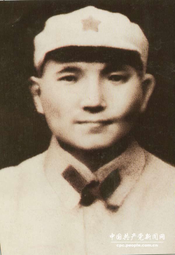 1929年12月11日，鄧小平、張云逸、韋拔群領導和發動百色起義，創建了中國工農紅軍第7軍和右江革命根據地。鄧小平任中共紅軍前敵委員會書記、紅7軍政治委員。