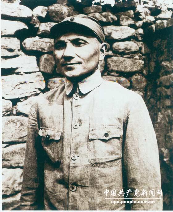 擔(dān)任領(lǐng)導(dǎo)華北抗日根據(jù)地重任時的鄧小平