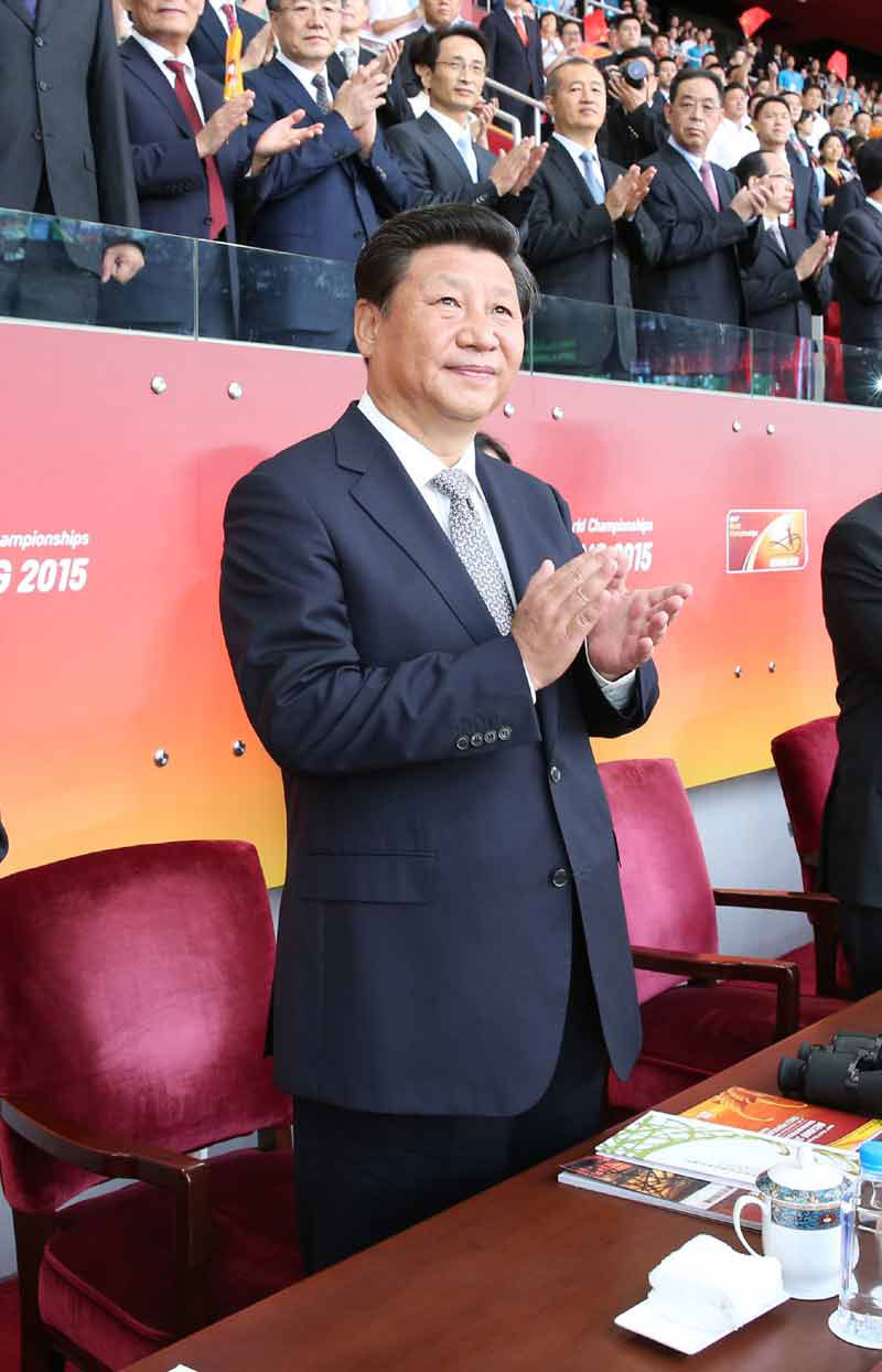8月22日，國(guó)家主席習(xí)近平在國(guó)家體育場(chǎng)出席2015年北京國(guó)際田聯(lián)世界田徑錦標(biāo)賽開幕式並宣布錦標(biāo)賽開幕。新華社記者 黃敬文 攝