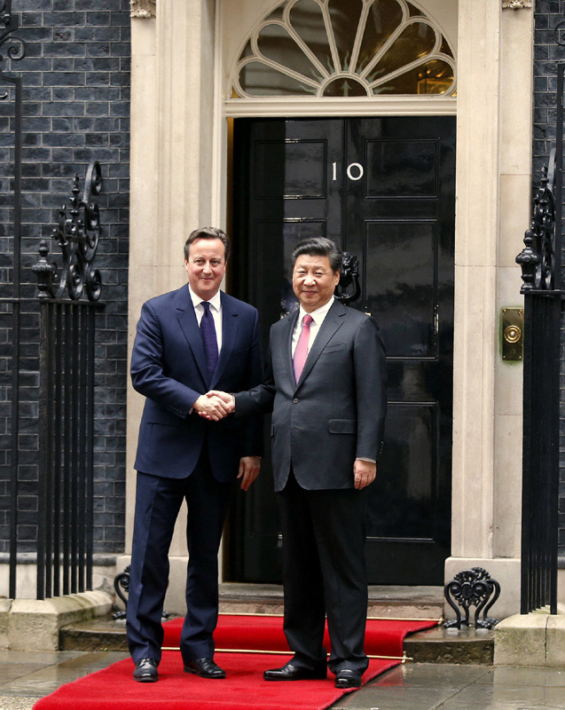 10月21日，國家主席習近平在倫敦唐寧街首相府同英國首相卡梅倫舉行會談。新華社記者 鞠鵬 攝