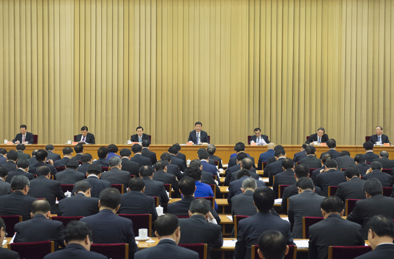 11月27日至28日，中央扶貧開發(fā)工作會議在北京召開。中共中央總書記、國家主席、中央軍委主席習近平發(fā)表重要講話。新華社記者 饒愛民 攝