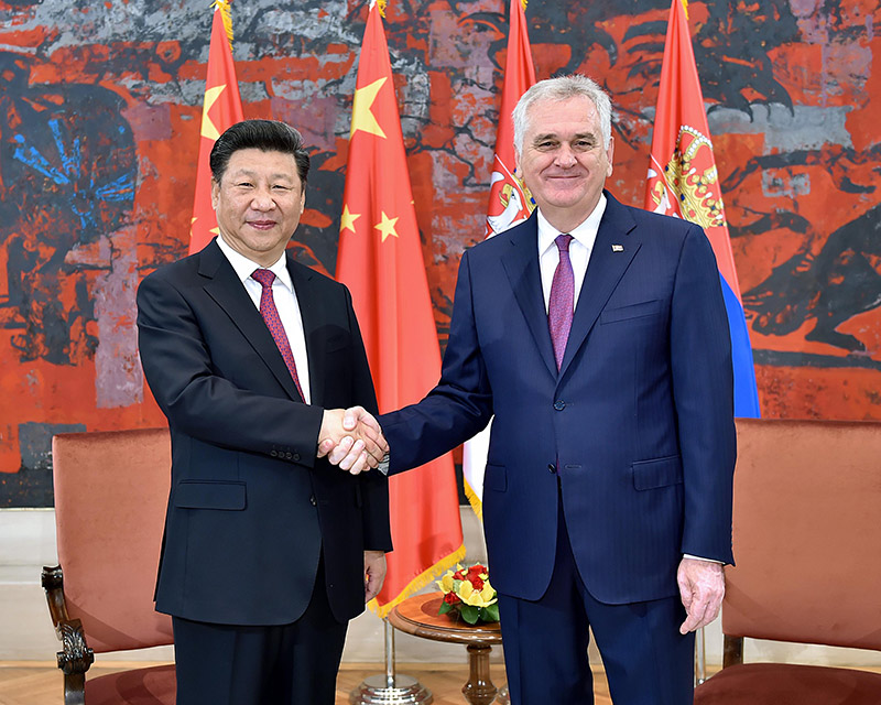6月18日，國家主席習近平在貝爾格萊德同塞爾維亞總統尼科利奇舉行會談。 新華社記者 李濤 攝