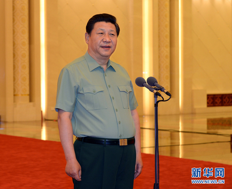 2014年6月17日，習(xí)近平在北京接見空軍第十二次黨代會代表，並發(fā)表重要講話。李剛 攝