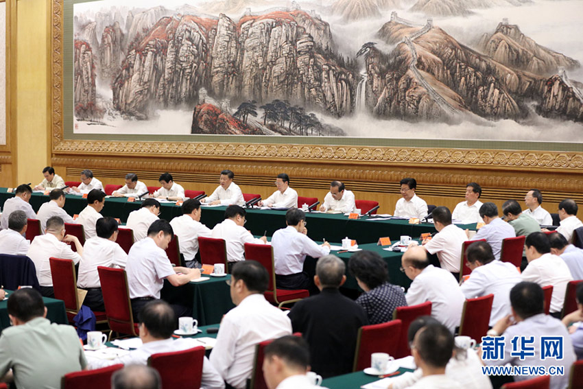 8月17日，中共中央總書記、國家主席、中央軍委主席習近平在北京出席推進“一帶一路”建設工作座談會並發表重要講話。 新華社記者 蘭紅光攝