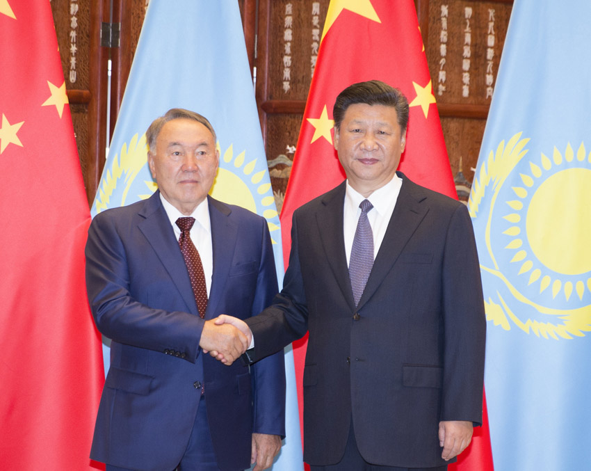 9月2日，國家主席習近平在杭州同哈薩克斯坦總統納扎爾巴耶夫舉行會談。 新華社記者 丁林 攝