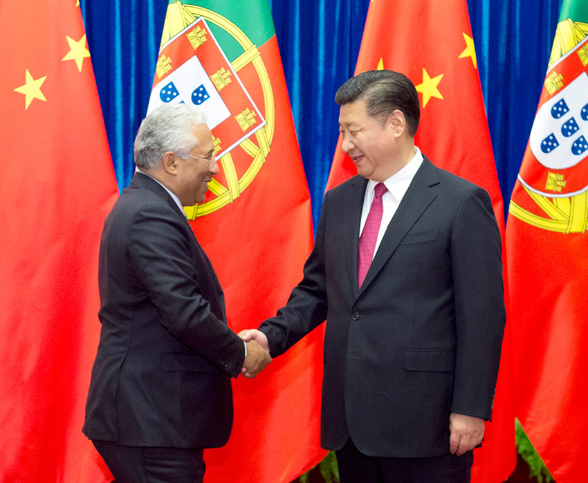 10月8日，國家主席習(xí)近平在北京人民大會(huì)堂會(huì)見葡萄牙總理科斯塔。　　新華社記者 王曄 攝
