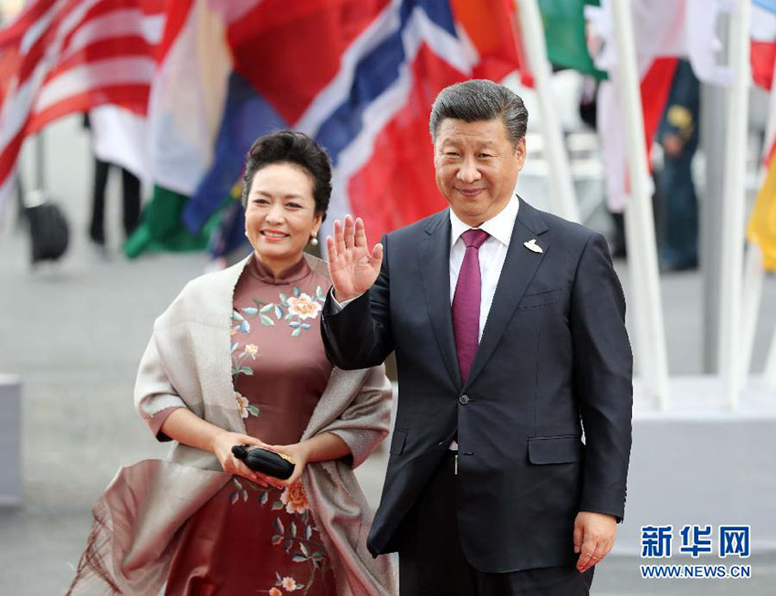 7月7日，二十國集團領導人第十二次峰會在德國漢堡舉行。國家主席習近平出席並發表題為《堅持開放包容　推動聯動增長》的重要講話。這是習近平和夫人彭麗媛出席漢堡峰會舉行的音樂會。新華社記者 劉衛兵 攝