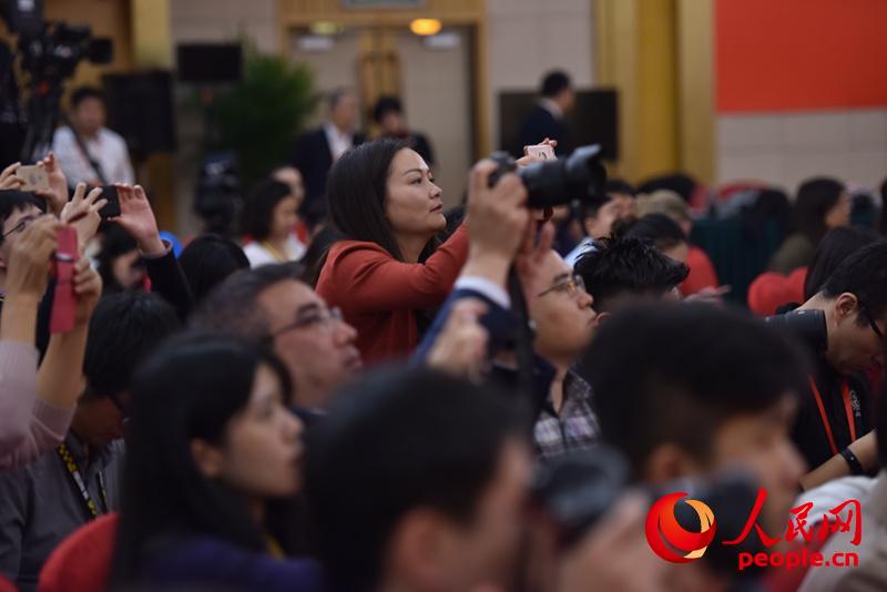 記者在現(xiàn)場（人民網(wǎng) 王天樂攝）