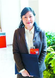 身在百貨業二十余年 十九大代表許寧期盼實體商業的“春天”