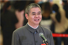 胡偉武代表接受採訪
