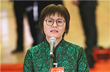邵蕓代表接受採訪