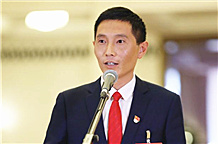 潘克剛代表接受採訪