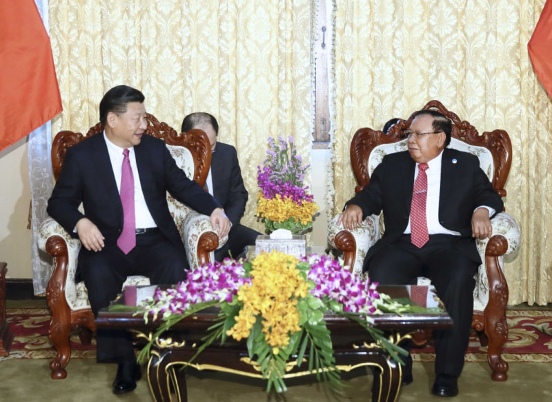 11月13日，中共中央總書記、國家主席習近平在萬象國家主席府同老撾人民革命黨中央委員會總書記、國家主席本揚舉行會談。 新華社記者 蘭紅光 攝
