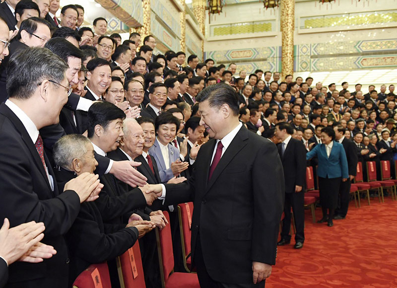 11月17日，全國精神文明建設表彰大會在北京人民大會堂舉行。會前，習近平、王滬寧等會見與會代表。 新華社記者 李學仁 攝