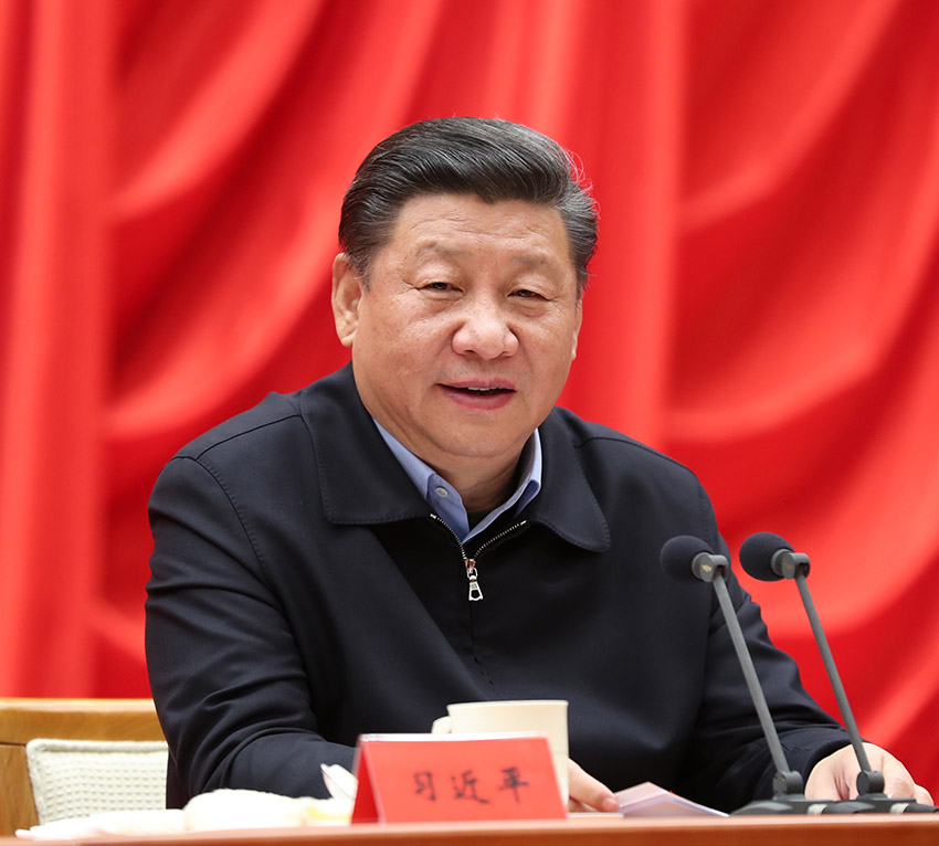 1月5日，新進中央委員會的委員、候補委員和省部級主要領導干部學習貫徹習近平新時代中國特色社會主義思想和黨的十九大精神研討班在中央黨校開班。中共中央總書記、國家主席、中央軍委主席習近平在開班式上發表重要講話。新華社記者 鞠鵬 攝
