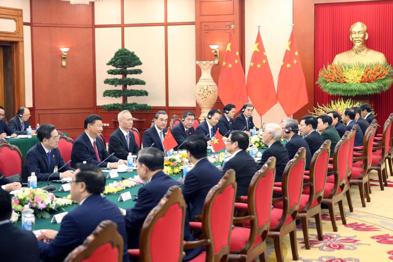 2017年11月12日，中共中央總書記、國家主席習近平在河內越共中央駐地同越共中央總書記阮富仲舉行會談。 新華社記者 姚大偉 攝