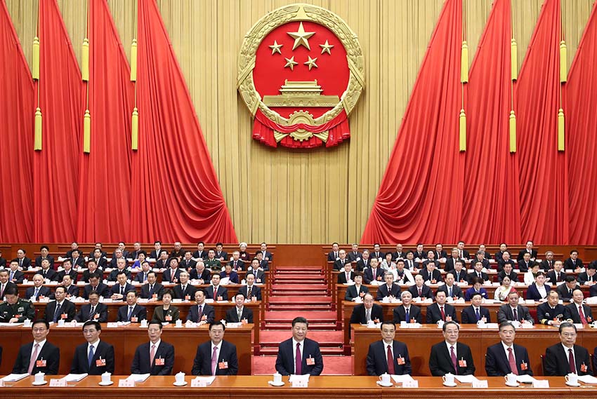 2018年3月5日，第十三屆全國人民代表大會第一次會議在北京人民大會堂開幕。黨和國家領導人習近平、李克強、張德江、俞正聲、張高麗、汪洋、王滬寧、趙樂際、韓正等出席會議。新華社記者 鞠鵬 攝