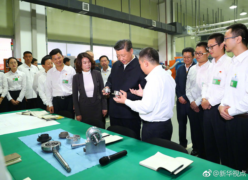 10月22日，中共中央總書記、國家主席、中央軍委主席習近平在廣東珠?？疾臁＿@是習近平視察格力電器公司。 新華社記者 謝環馳 攝