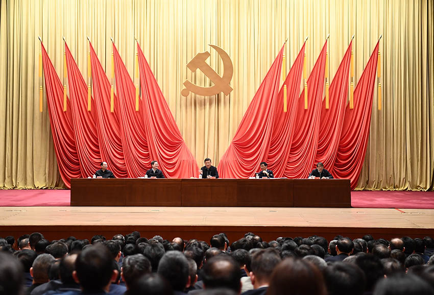 3月1日，2019年春季學期中央黨校（國家行政學院）中青年干部培訓班在中央黨校開班。中共中央總書記、國家主席、中央軍委主席習近平在開班式上發表重要講話。 新華社記者 謝環馳 攝