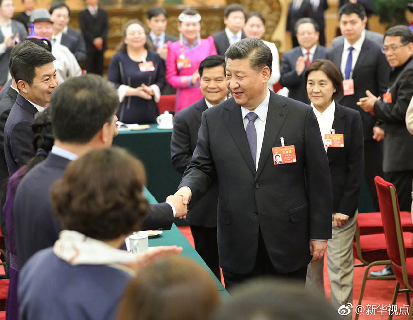3月5日，中共中央總書記、國家主席、中央軍委主席習近平參加十三屆全國人大二次會議內蒙古代表團的審議。 新華社記者 鞠鵬 攝