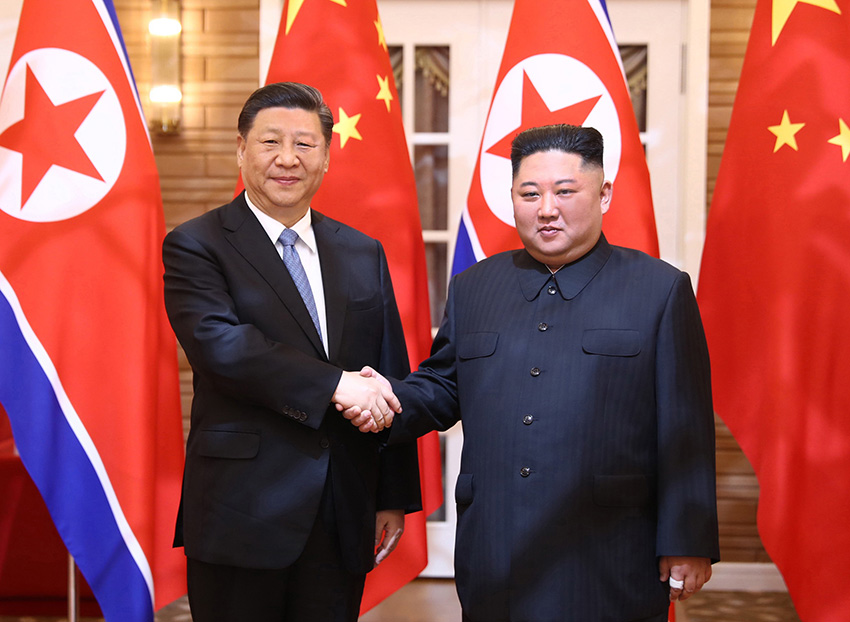 6月20日，中共中央總書記、國家主席習(xí)近平在平壤錦繡山迎賓館同朝鮮勞動(dòng)黨委員長(zhǎng)、國務(wù)委員會(huì)委員長(zhǎng)金正恩會(huì)談。 新華社記者 鞠鵬 攝