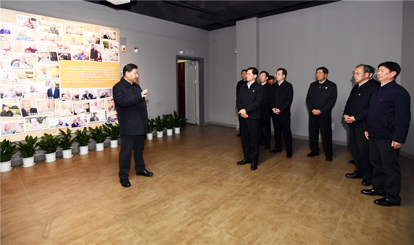 1月20日下午，正在雲南考察的中共中央總書記、國家主席、中央軍委主席習近平來到國立西南聯合大學舊址，參觀西南聯大博物館等，了解抗戰期間西南聯大師生教書救國、讀書報國的光榮歷史。新華社記者 謝環馳 攝