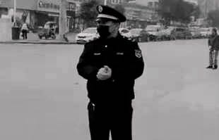 陳在華：我是一名黨員，不能掉隊
