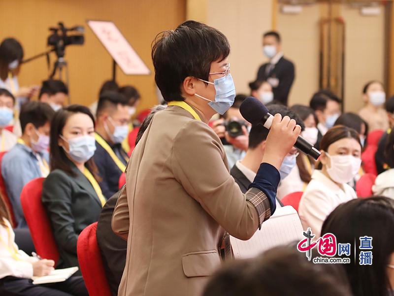 人民日?qǐng)?bào)記者提問。中國網(wǎng) 鄭亮