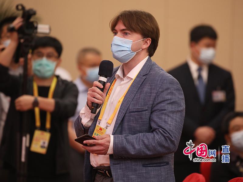 塔斯社記者提問。中國網(wǎng) 鄭亮