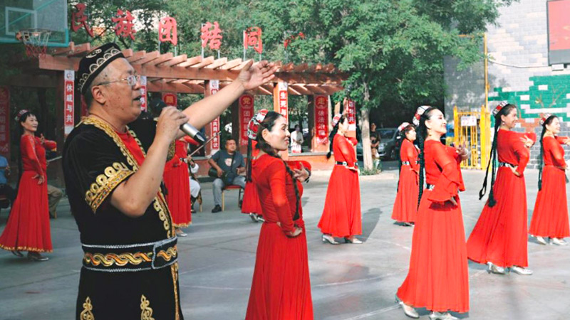 以“團(tuán)結(jié)”為名——新疆庫(kù)爾勒多民族聚居社區(qū)側(cè)記