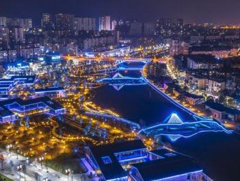 廣安將辦賽與營城一體推進，在以賽事激揚城市活力的基礎上，積極開辟賽事經濟新業(yè)態(tài)、新模式、新賽道。