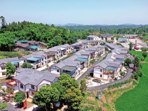 和美新村入畫來